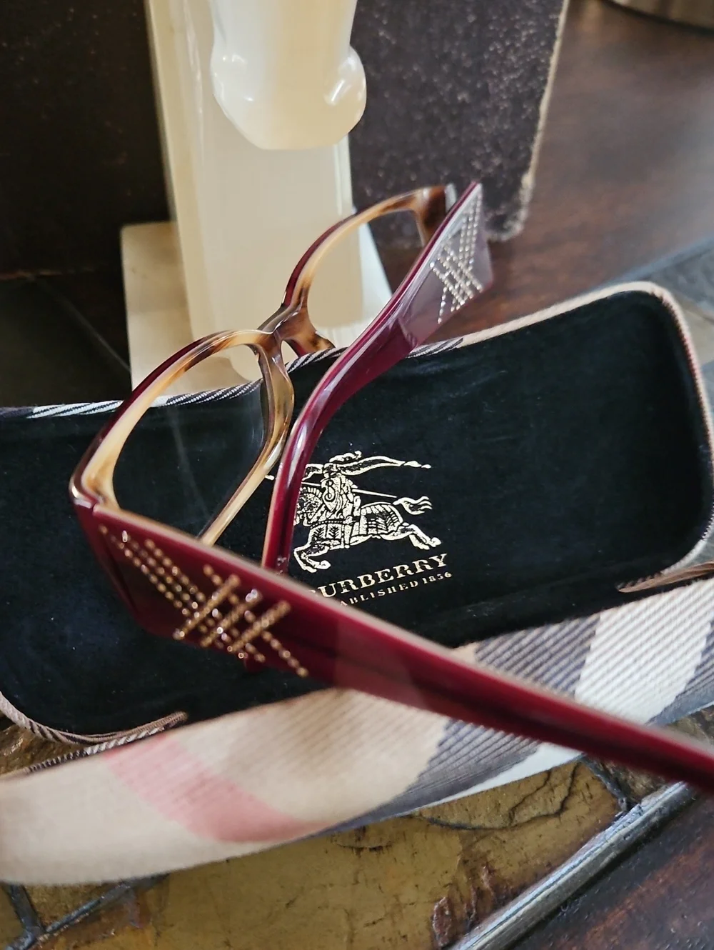 Burberry Burgundy Crystal-Stud -0.50/-0.75 Glasses.